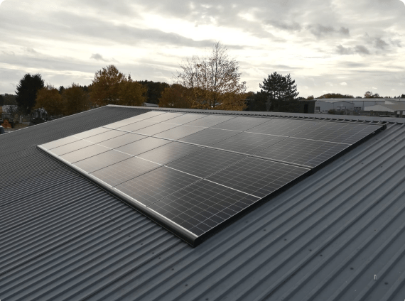 Einfamilienhaus Solaranlage 9 kWp und Speicher