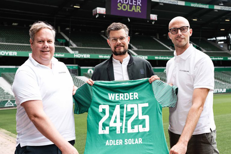 ADLER Solar ist Werder Bremen Team 11 Partner
